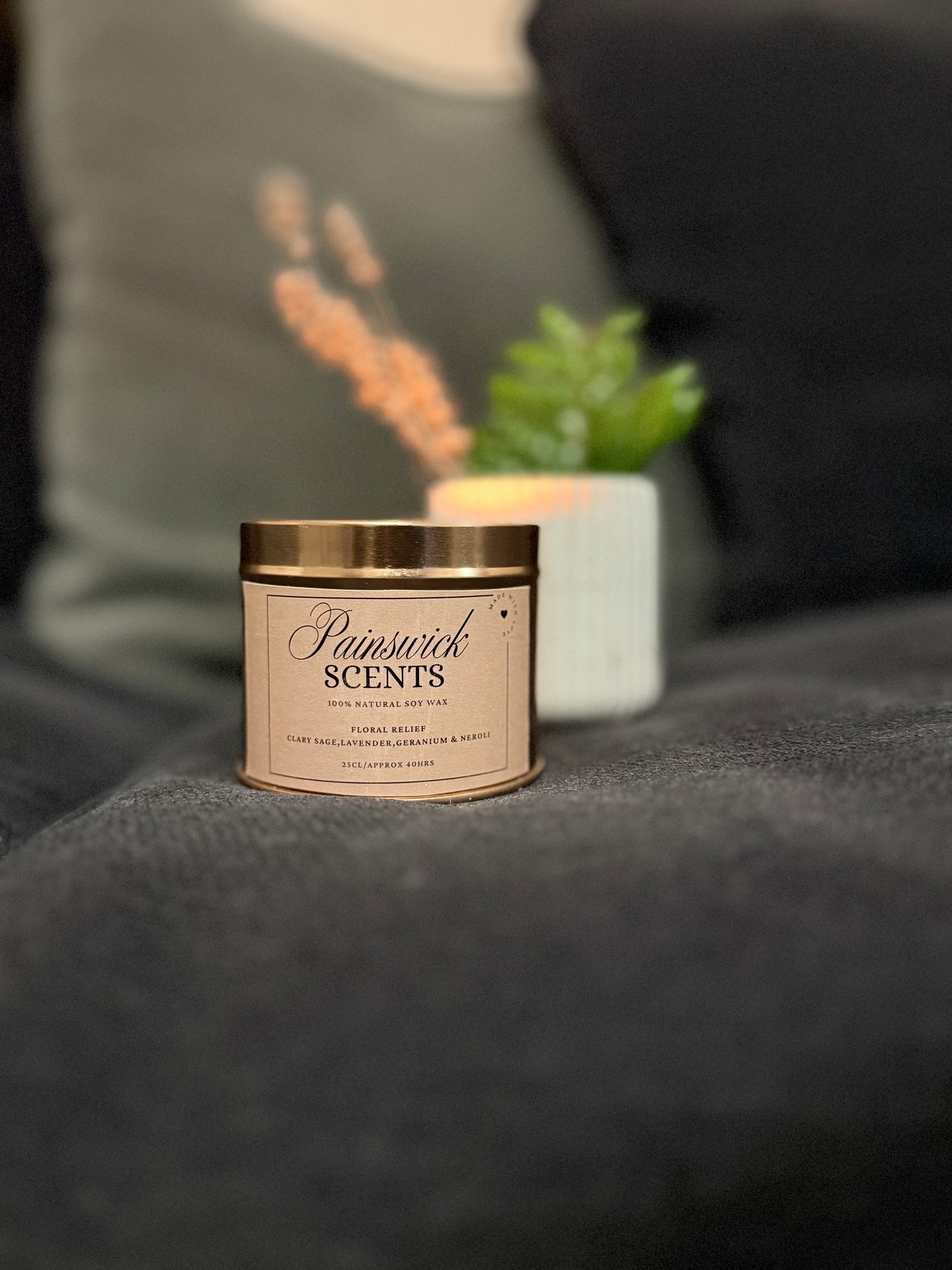 Floral Relief Scented Tin Candle