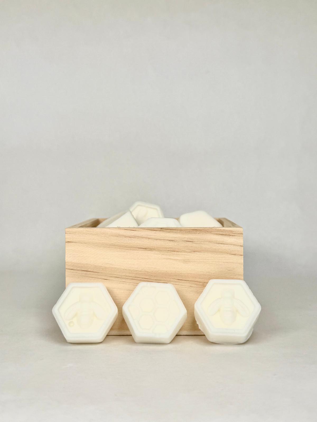 Beeswax And Coconut Wax Melts with Essentials Oils